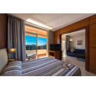 Готель 4R Gran Hotel Regina, 4★