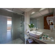 Готель 4R Gran Hotel Regina, 4★