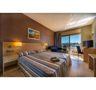 Готель 4R Gran Hotel Regina, 4★