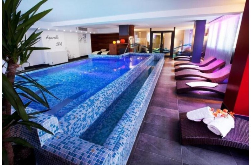 Готель Acta Art Hotel, 4★