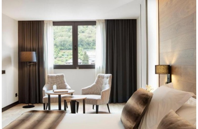 Готель Acta Art Hotel, 4★