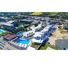 Готель Adele Beach, 3★