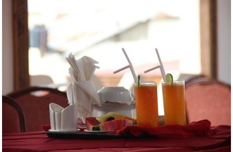Готель Al-Minar Hotel, 2★ Готель Al-Minar Hotel, 2★