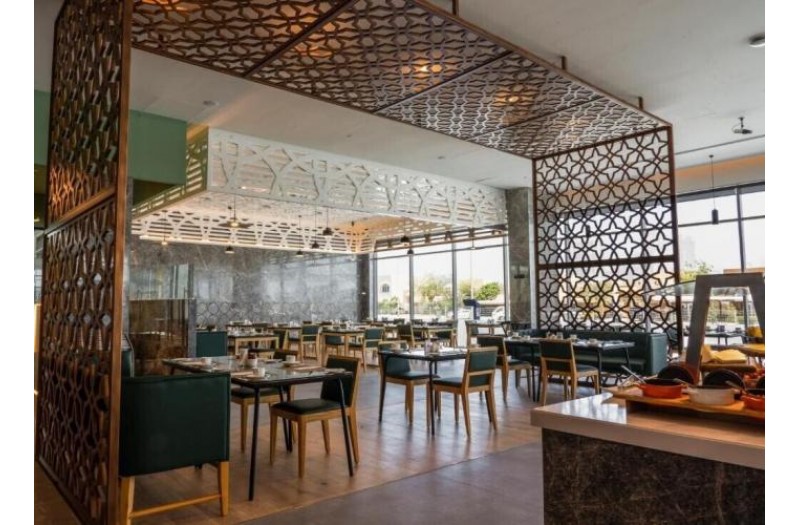 Готель Al Khoory Courtyard Hotel, 4★