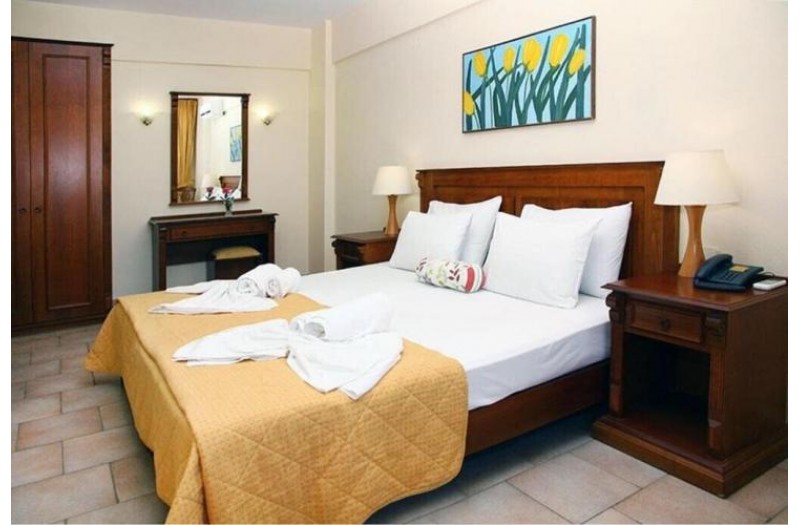Готель Alexander House, 4★