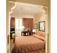Готель Alexandra Hotel, 3★