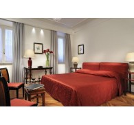 Готель Alexandra Hotel, 3★