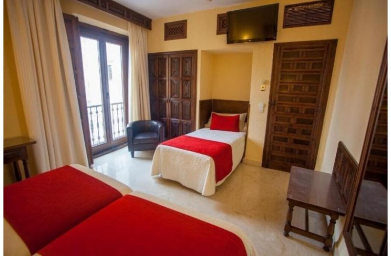 Готель Alfonso Vi, 4★