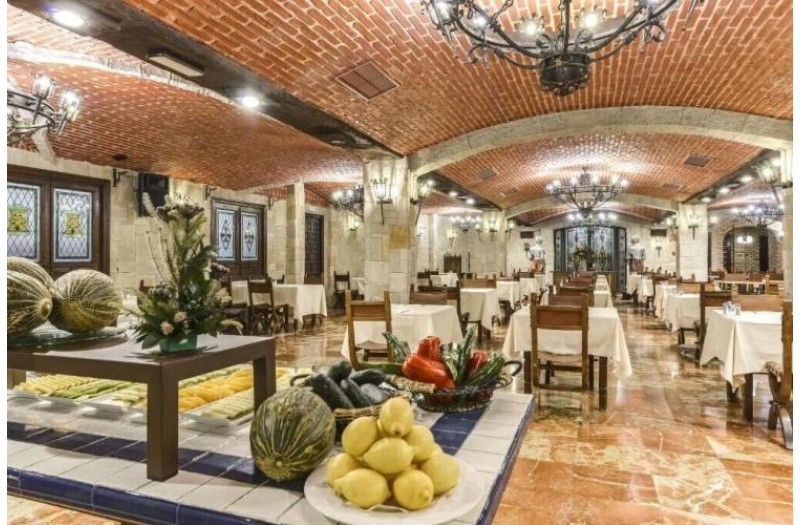 Готель Alfonso Vi, 4★