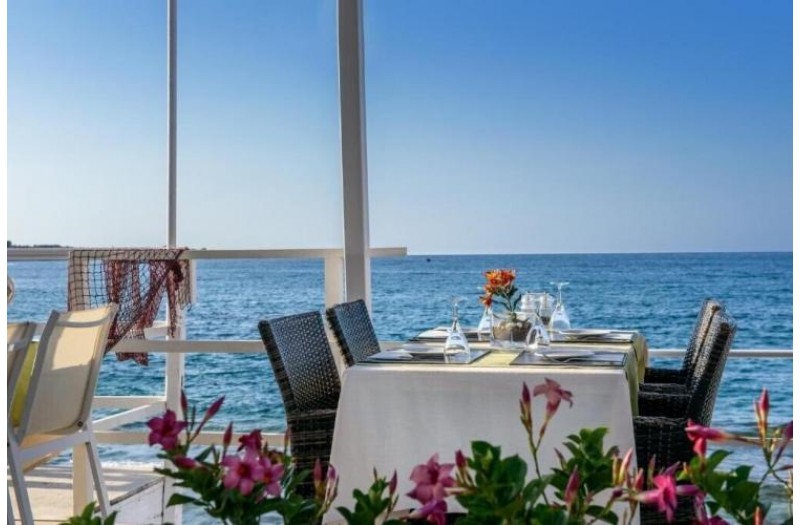 Готель Alia Beach, 3★ Готель Alia Beach, 3★