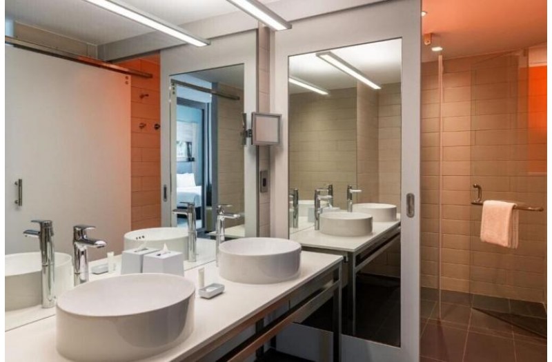 Готель Aloft Palm Jumeirah, 4★ Готель Aloft Palm Jumeirah, 4★
