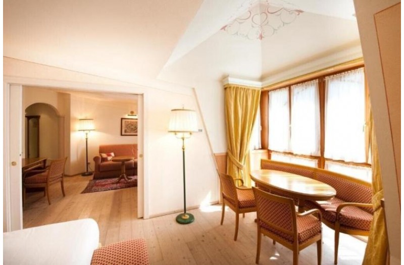 Готель Alpen Suite, 4★ Готель Alpen Suite, 4★