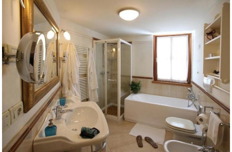 Готель Alpen Suite, 4★ Готель Alpen Suite, 4★