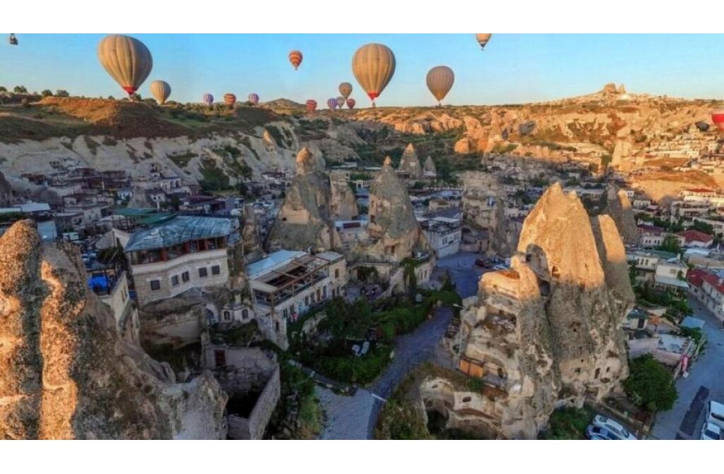 Готель Amber Cave Suites, 4★