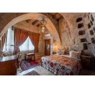 Готель Amber Cave Suites, 4★