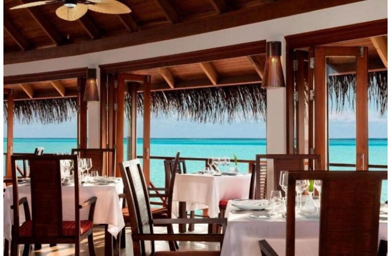 Готель Anantara Dhigu Resort & SPA, 5★