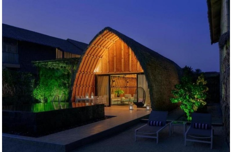 Готель Anantara World Islands Dubai Resort, 5★