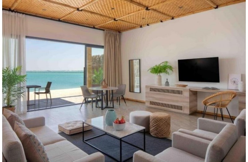 Готель Anantara World Islands Dubai Resort, 5★