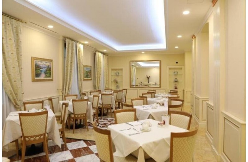 Готель Andreola Central Hotel, 4★ Готель Andreola Central Hotel, 4★
