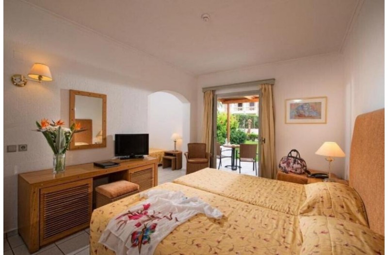 Готель Annabelle Beach Resort, 5★