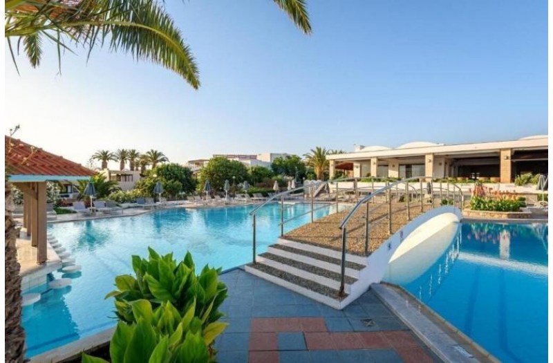 Готель Annabelle Beach Resort, 5★