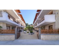 Готель Apanemia Apartments By Flegra, 2★