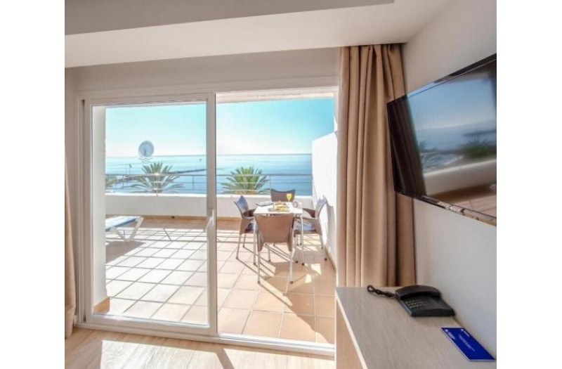 Готель Aparthotel Puerto Azul, 2★ Готель Aparthotel Puerto Azul, 2★