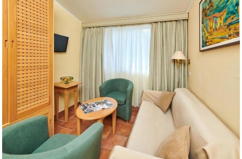 Готель Apartments Bellevue Plava Laguna, 4★ Готель Apartments Bellevue Plava Laguna, 4★