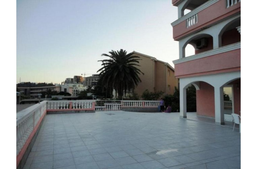 Готель Apartments Tamara, 3★ Готель Apartments Tamara, 3★
