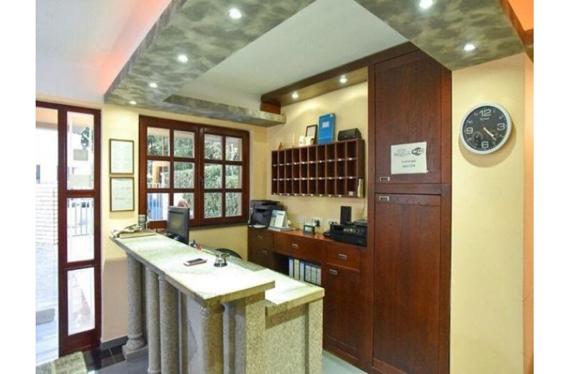 Готель Apartments Tomy, 3★ Готель Apartments Tomy, 3★