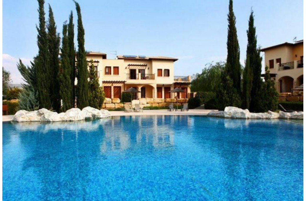 Готель Aphrodite Hills Holiday Residences, 5★ Готель Aphrodite Hills Holiday Residences, 5★