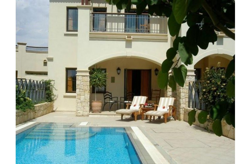 Готель Aphrodite Hills Holiday Residences, 5★ Готель Aphrodite Hills Holiday Residences, 5★