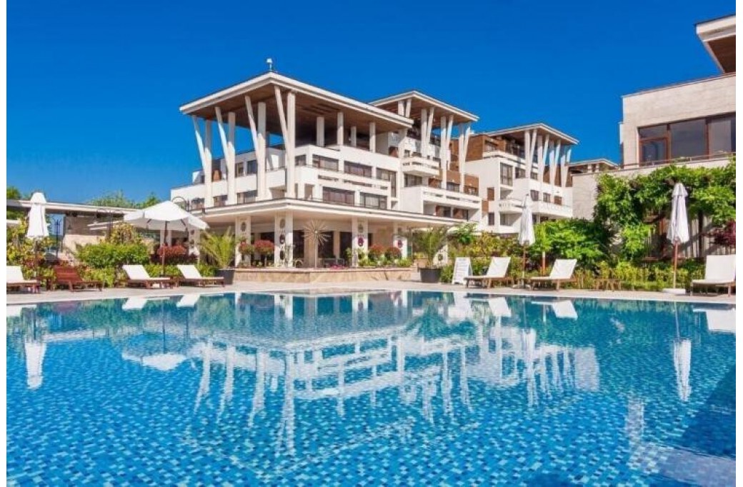 Готель Apolonia Resort, 4★