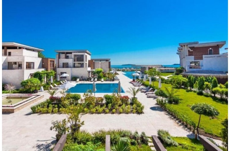 Готель Apolonia Resort, 4★