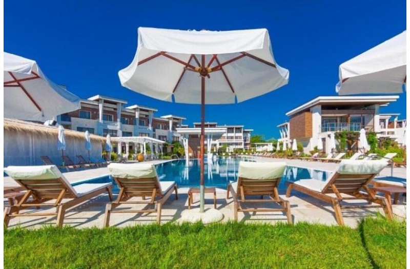 Готель Apolonia Resort, 4★