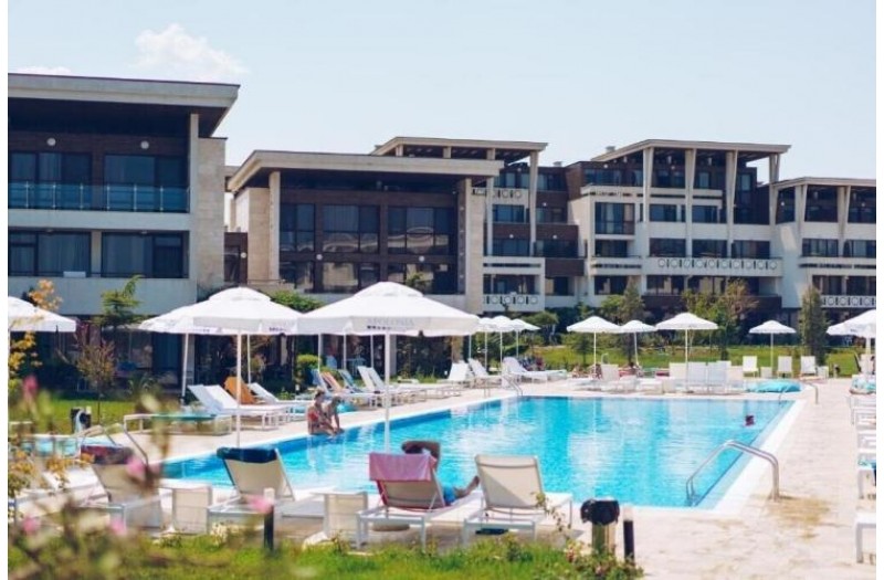 Готель Apolonia Resort, 4★