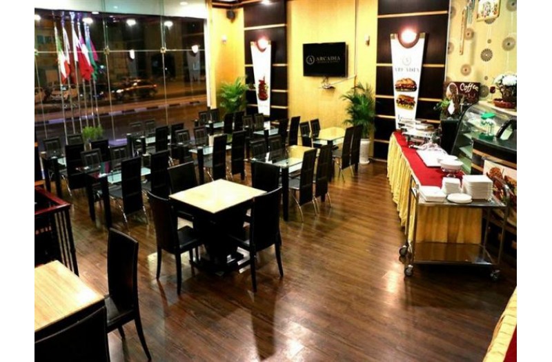 Готель Arcadia Hotels & Suites Sharjah, 3★ Готель Arcadia Hotels & Suites Sharjah, 3★