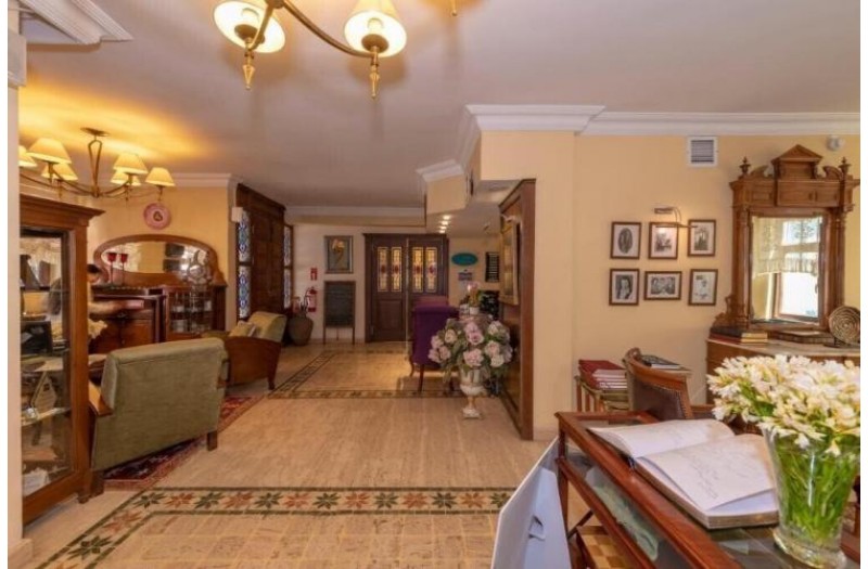 Готель Arena Hotel, 4★
