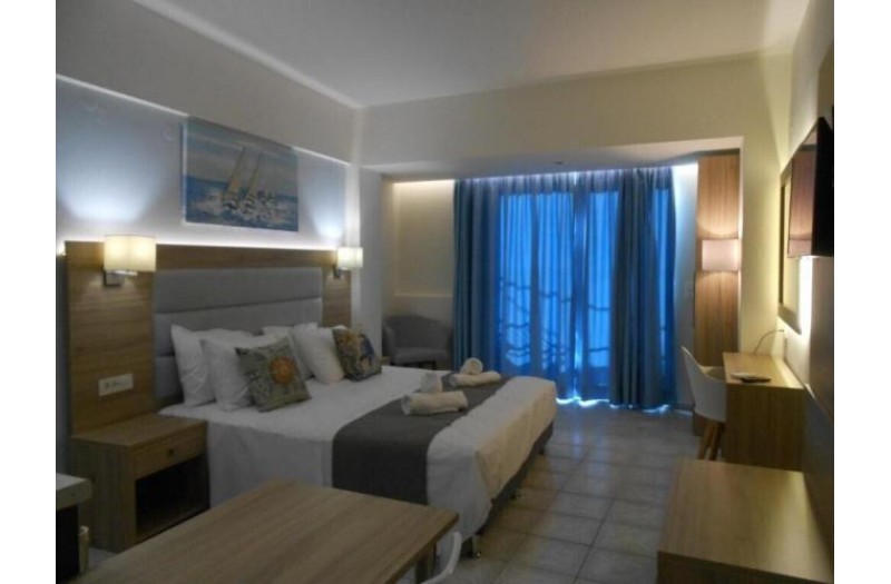 Готель Aristo Apartments, 2★ Готель Aristo Apartments, 2★