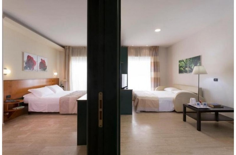 Готель Astoria Suite (Marina Centro), 4★ Готель Astoria Suite (Marina Centro), 4★