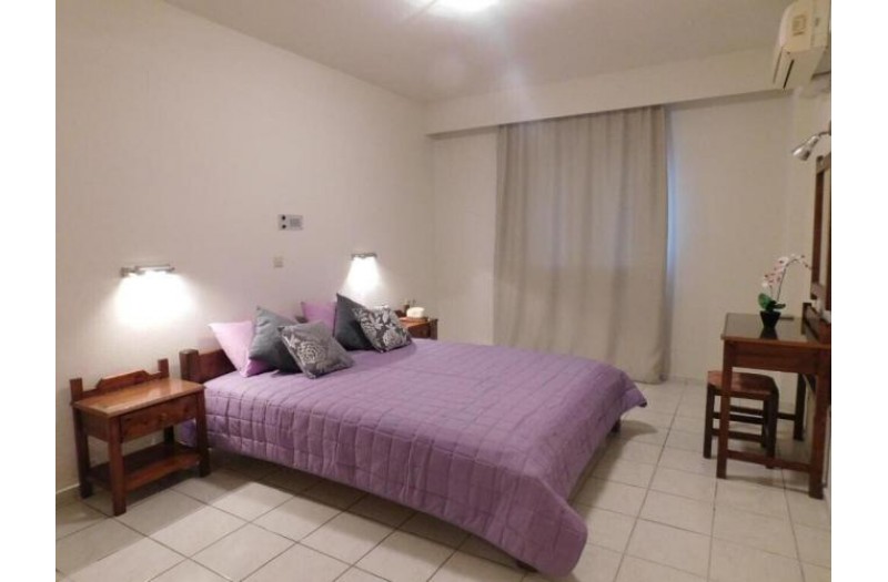 Готель Athina Inn Apart Hotel, 3★