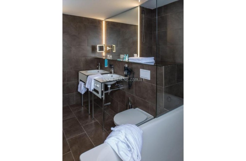 Готель Austria Trend Hotel Beim Theresianum, 3★