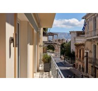 Готель Ava Hotel & Suites, 4★