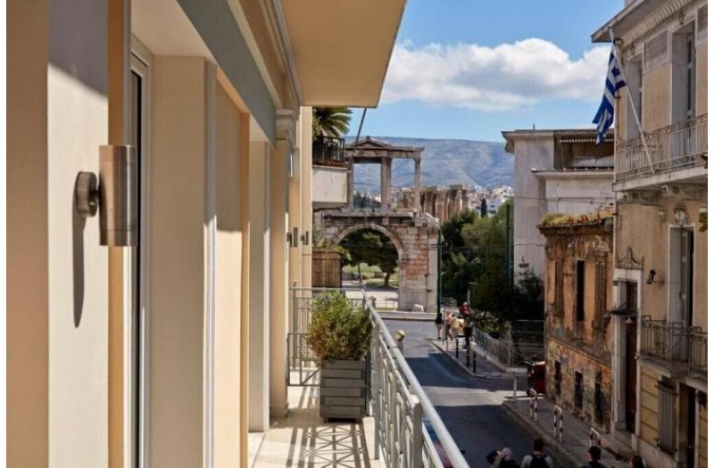 Готель Ava Hotel & Suites, 4★ Готель Ava Hotel & Suites, 4★