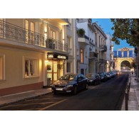 Готель Ava Hotel & Suites, 4★