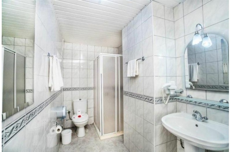 Готель Avalon Beach Hotel, 4★ Готель Avalon Beach Hotel, 4★