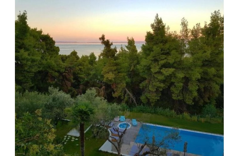 Готель Avatel Eco Lodge, 3★