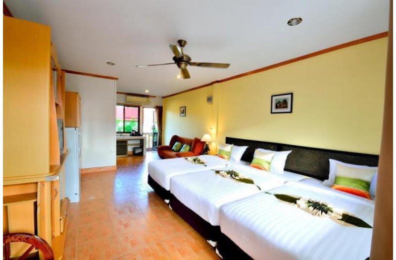Готель Avila Resort Pattaya (ex. Icheck Inn Jomtien Pattaya), 3★