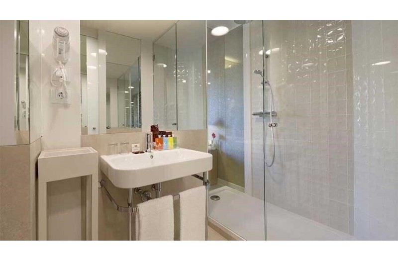 Готель Axel Hotel Barcelona (Only Adults), 4★ Готель Axel Hotel Barcelona (Only Adults), 4★