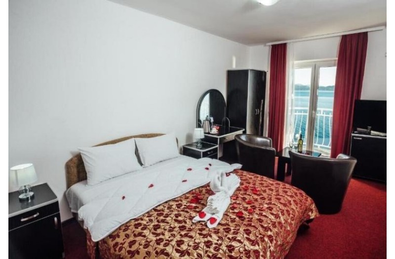 Готель Azzurro Hotel, 4★